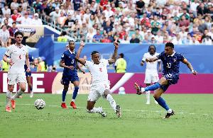 姆巴佩为法国队打进66球,在FIFA国家队历史射手榜上超越德罗巴