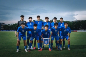 中青赛男子U20组上海申花主场1-0力克广东广州豹 赵舒奕头球绝杀