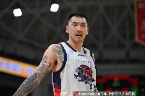 山东男篮官宣:球队与陶汉林、高诗岩、陈培东完成续约