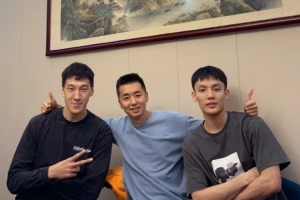还有情况?同曦总经理转发与徐杰、杜润旺的合照:含金量还在上升