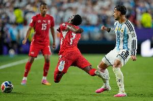 FIFA发言人:世界杯的假摔无争议,裁判和VAR的决定维护了公平