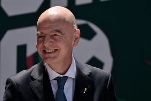 绝不妥协!电讯报:FIFA将继续推行计划,希望小国不要盲从各足联