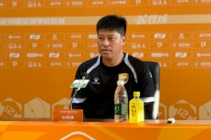 张耀坤:球队本周仍按计划准备本轮比赛,对对手的情况作以分析
