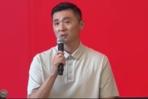 刘炜:现在的年轻队员个人能力比我们那时候强 但他们的配合少