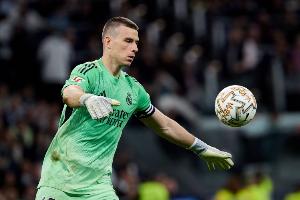 卢宁:这种比赛有助于我们备战新赛季,角球后总是会尝试快速反击
