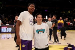 渡边雄太:八村塁&河村加入后球队进攻提升明显 现在武器更多了