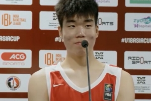 张懿赵杰:我们最后在篮板球上没有做好 导致输掉了比赛