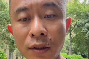 球迷若砸到对手或裁判中国队吃T?媒体人:不可能 裁判管不了观众