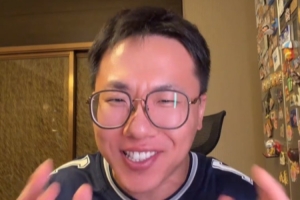 解说:杨瀚森全方位拿捏了对方归化中锋 男篮终于找到小杨说明书
