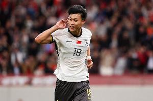 杜月徵首次入选成年国家队,是铜梁龙队史第二位入选国家队的球员