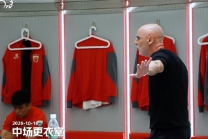 海港vs蓉城中场休息穆斯卡特喊话:对手就想保持比分让时间流逝